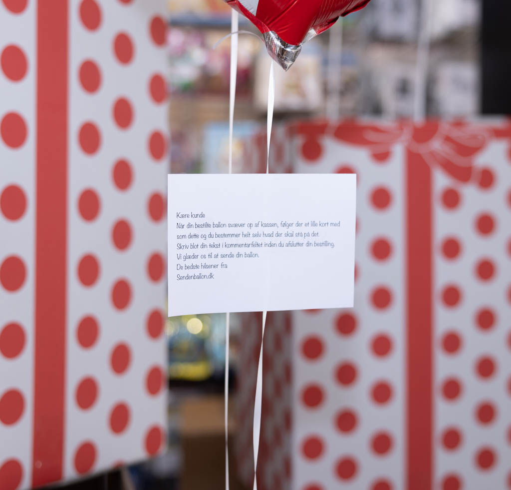 Sådan vil din hilsen blive vedlagt din ballonhilsen